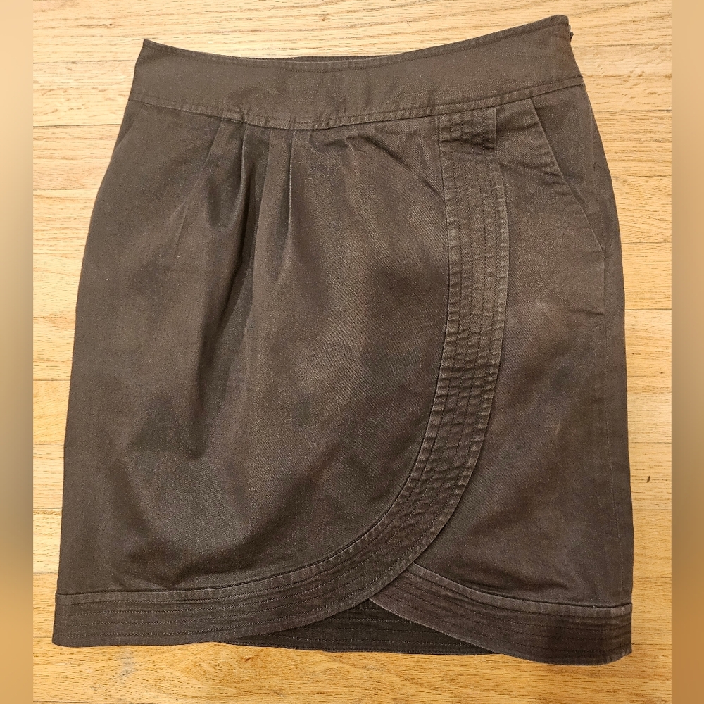 Willi Smith Brown Skirt with Unique Hem Size 4